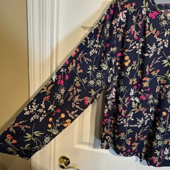 St Johns Bay Floral Pattern Blouse, 1X - Picture 4 of 8